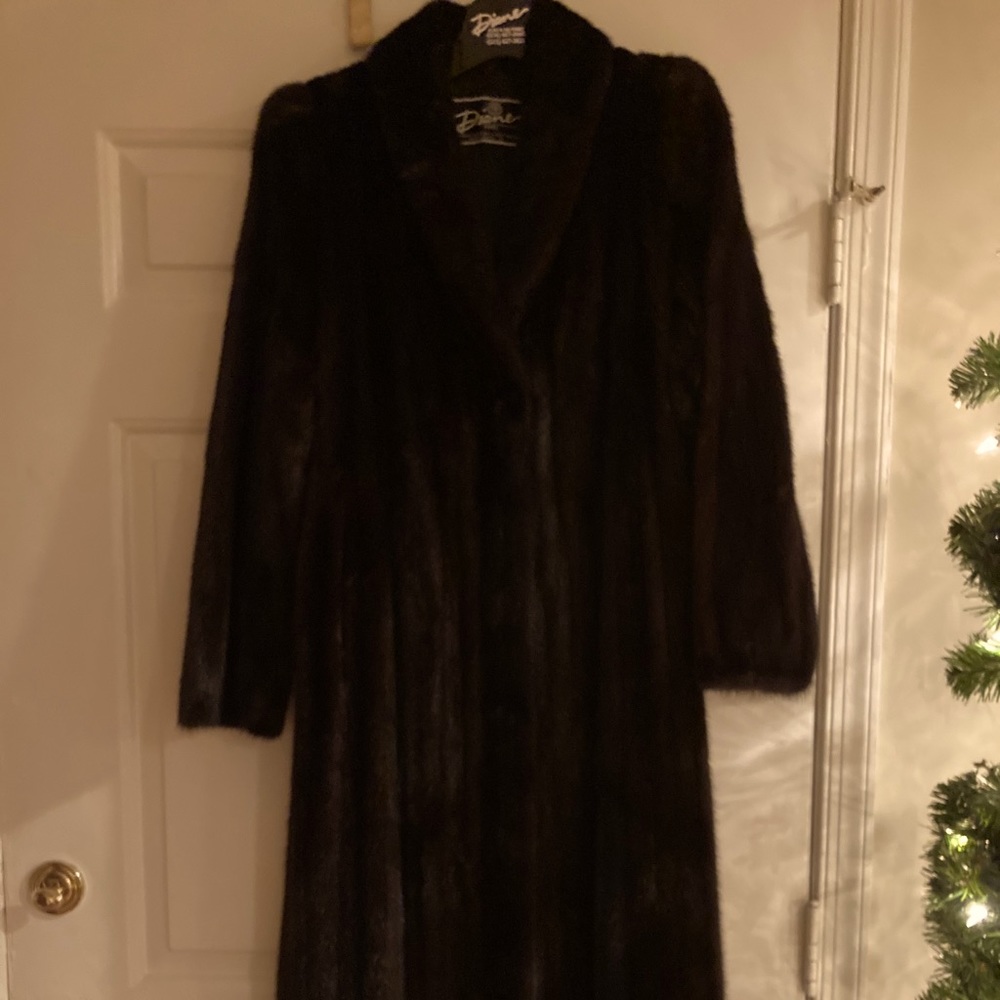 Full Length Black Mint